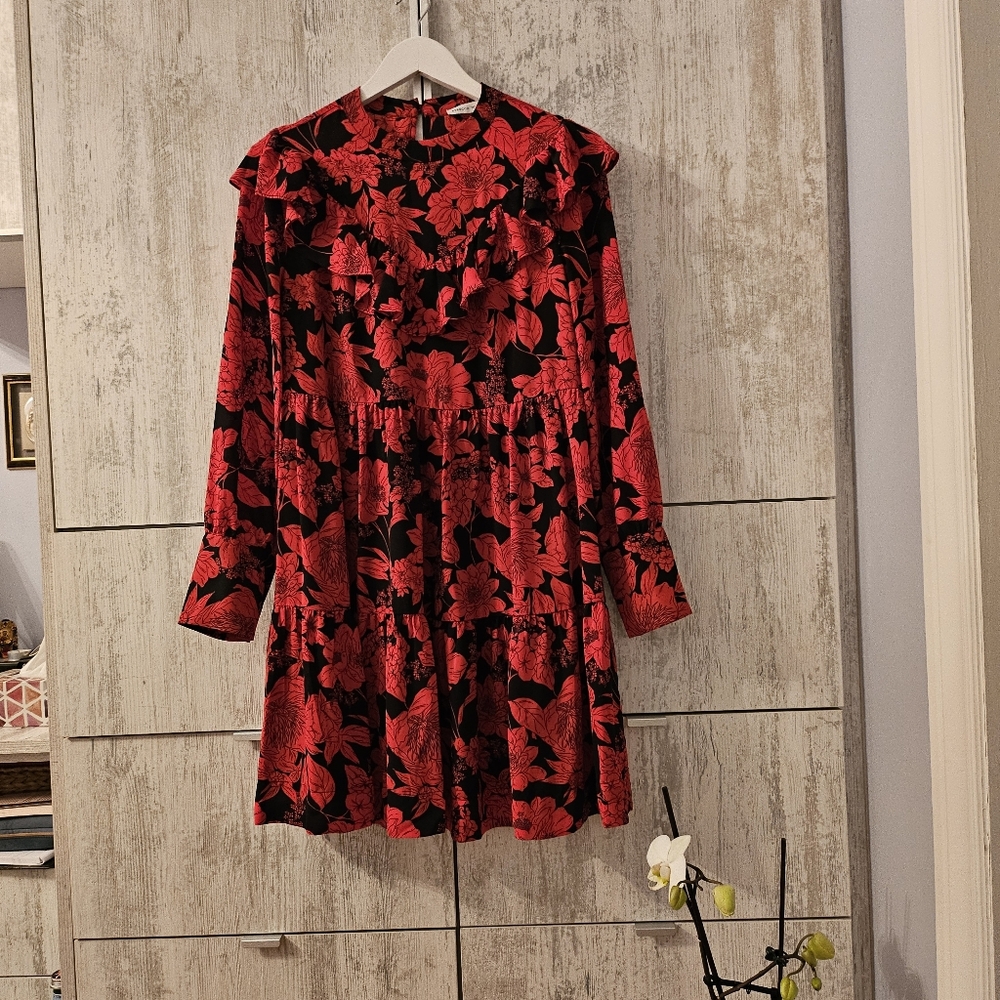 Rebecca Minkoff Floral Red and Black Dress Size S With Ruffles